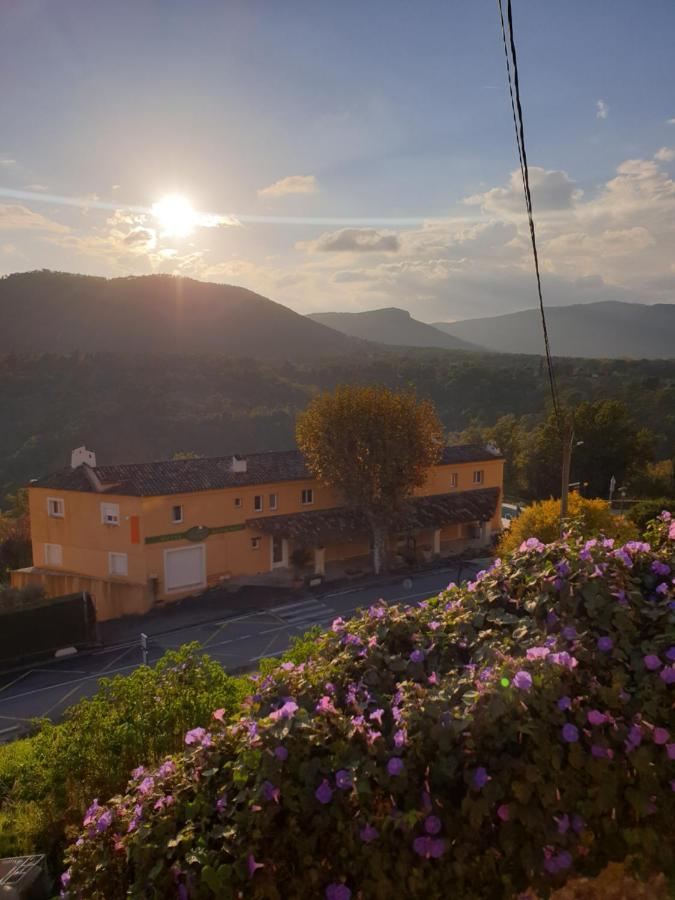 Au Relais Provencal Ξενοδοχείο Bagnols-en-Forêt Εξωτερικό φωτογραφία