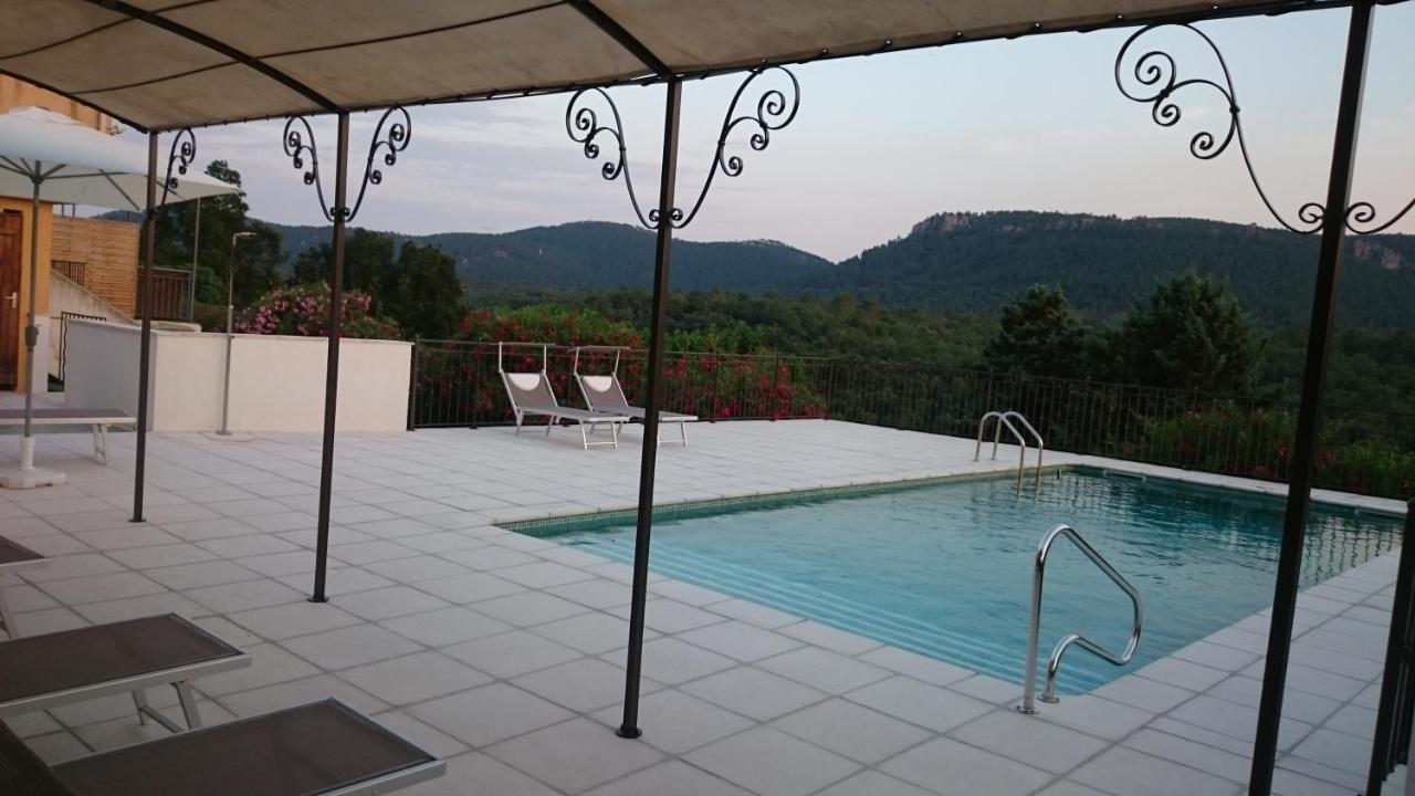 Au Relais Provencal Ξενοδοχείο Bagnols-en-Forêt Εξωτερικό φωτογραφία
