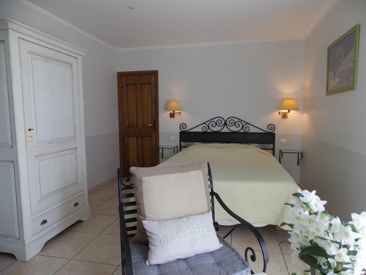 Au Relais Provencal Ξενοδοχείο Bagnols-en-Forêt Εξωτερικό φωτογραφία